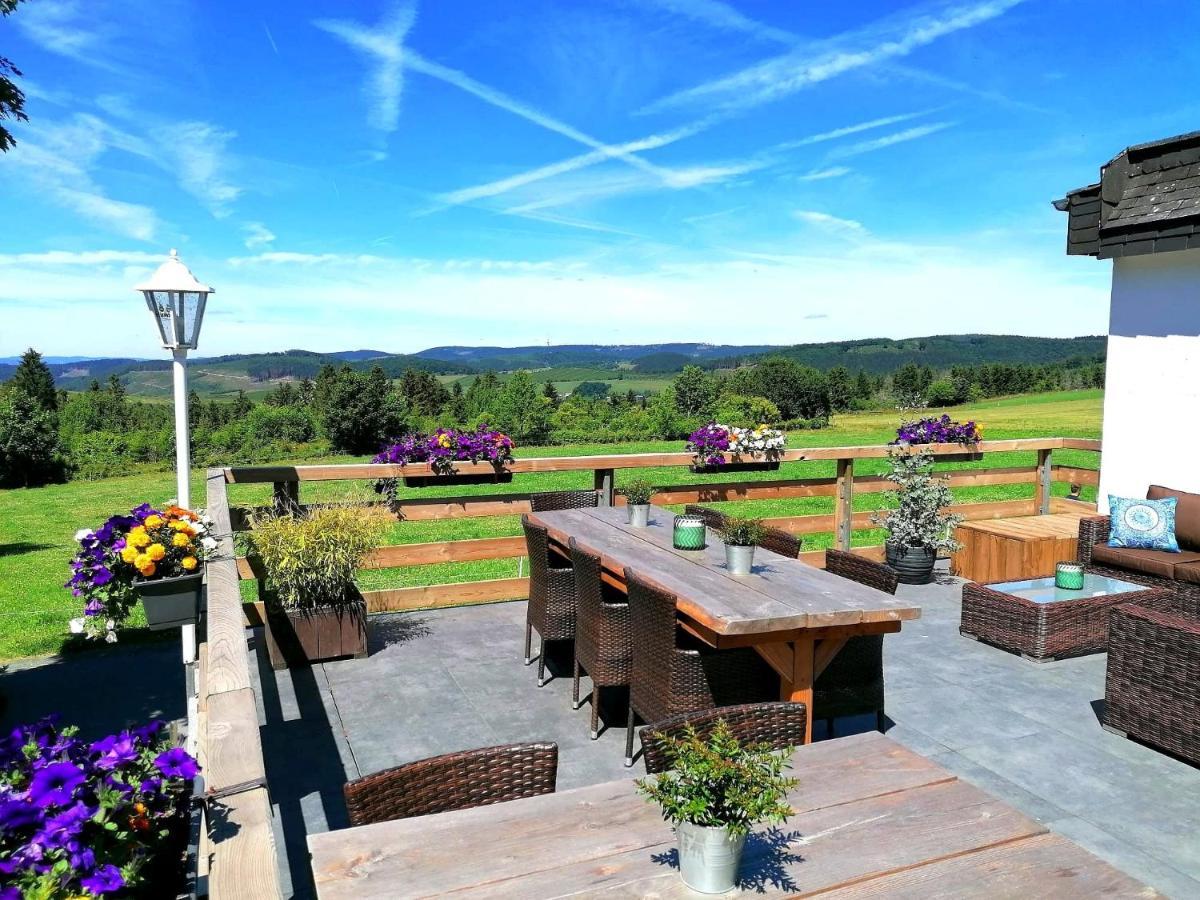 Haus Berchstein Bed & Breakfast Winterberg Bagian luar foto